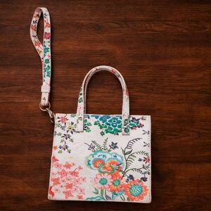 Ted Baker Mini Tote Shaped Card Holder Tag - Floral - NWOT